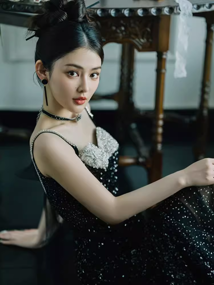 Mermaid Straps Long Black Sequin Slit Prom Dresses P1921