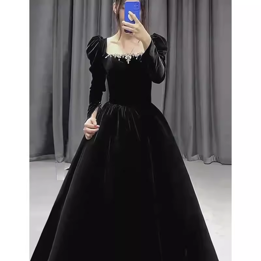 A Line Long Sleeves Black Velvet Prom Dresses P1918
