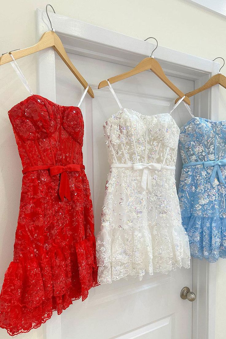 Simple Strapless Sequined Appliqued Sheer Tulle Sheath Mini Homecoming Dress P2288