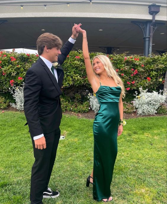 Dark Green Satin Prom Dresses Sleeveless 17th Birthday Outfits P395 Dark Green Satin Prom Dresses Sleeveless 17th Birthday Outfits P395