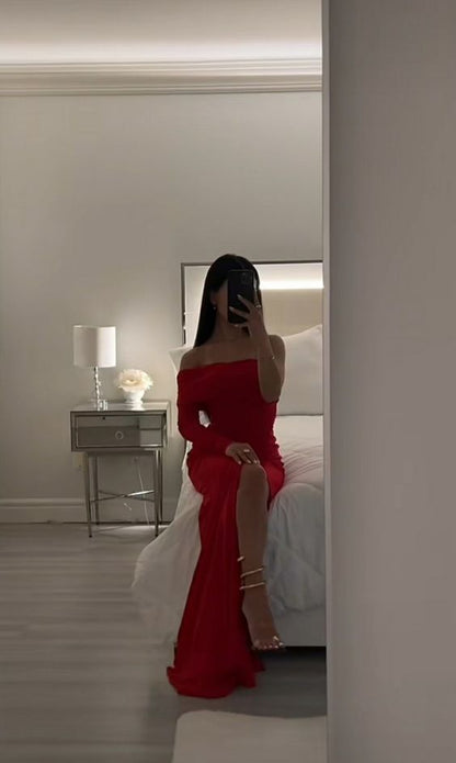 Superbe Robe de Bal Sirène Épaules Dénudées Manches Longues Fente Rouge Tenues d'Anniversaire P463