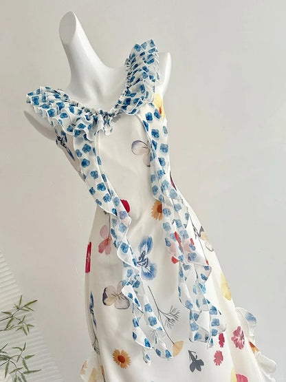 Frisches weißes Hintergrundmuster, bunt geblümtes, V-Ausschnitt, Rüschen-Taille, Chiffon langes Ballkleid Abendkleid P4001