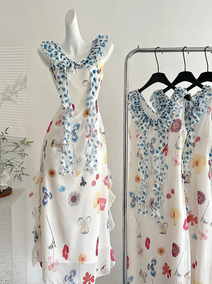Frisches weißes Hintergrundmuster, bunt geblümtes, V-Ausschnitt, Rüschen-Taille, Chiffon langes Ballkleid Abendkleid P4001