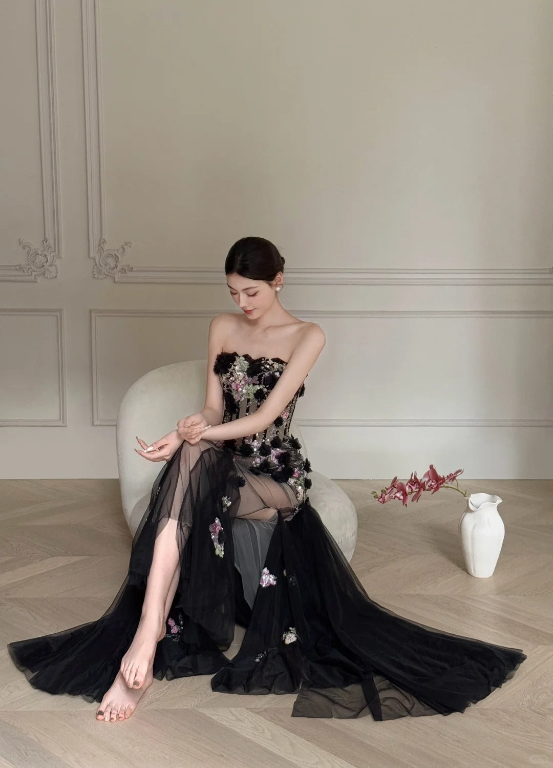 Luxuriöses schwarzes A-Linien-Abendkleid mit 3D-Blumenpailletten, trägerlos, aus Tüll, lang, Ballkleid P4105