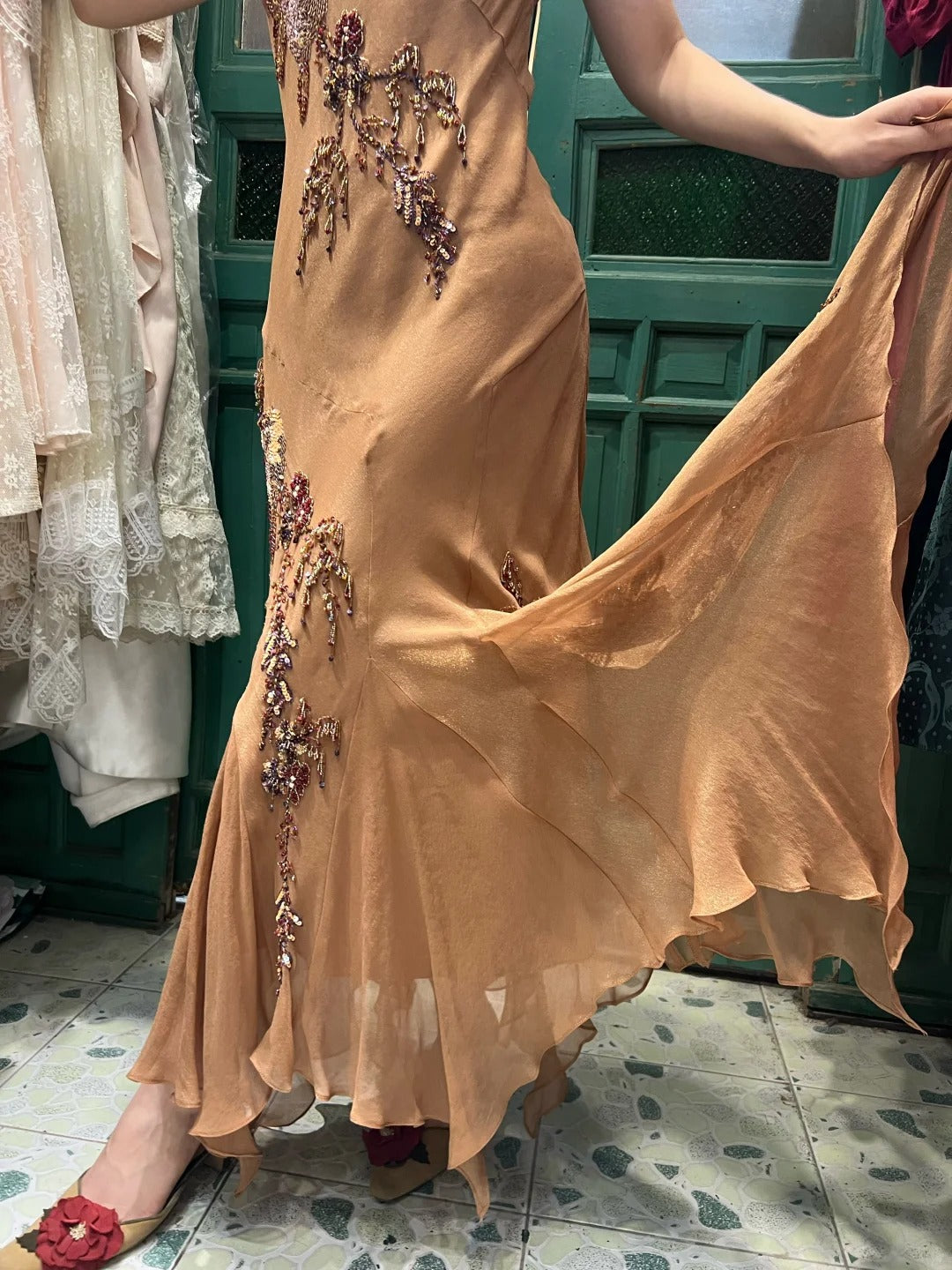 Elegantes braunes und goldenes Meerjungfrauen-Abendkleid mit Neckholder, Stickereien und Perlen aus Chiffon, langes Ballkleid P4120