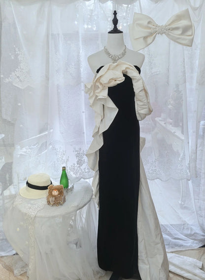 Elegantes Schwarz-Weißes Color-Block Meerjungfrau Trägerloses Samt-Satin Langes Ballkleid Abendkleid P4131