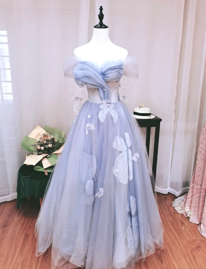 Verträumtes hellblaues Schmetterlings-Off-Shoulder-Tüll-Bodenlanges Ballkleid P4134