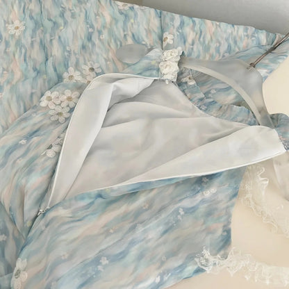 Süßes blau-weißes A-Linien-Chiffon-Abendkleid mit Farbverlauf und Neckholder P4014