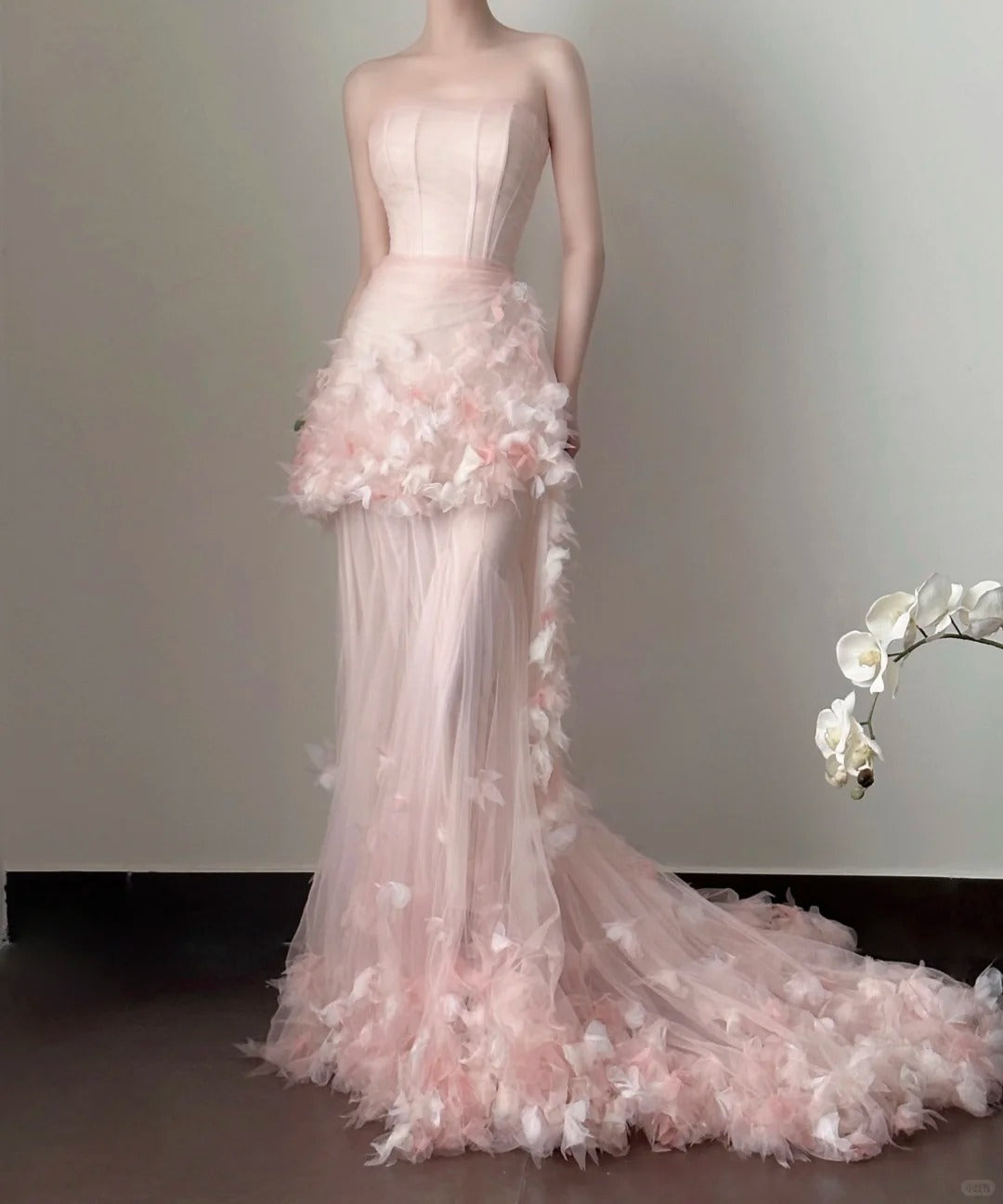 Sweet Pale Pink Mermaid Tail Three-dimensional Petal Long Prom Dress Evening Dress Wedding Dress P4016