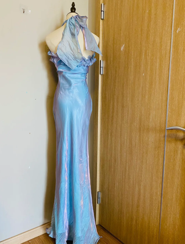 Verträumtes Meerjungfrau 3D Blumen Rüschen Neckholder Satin Langes Ballkleid Abendkleid P4186