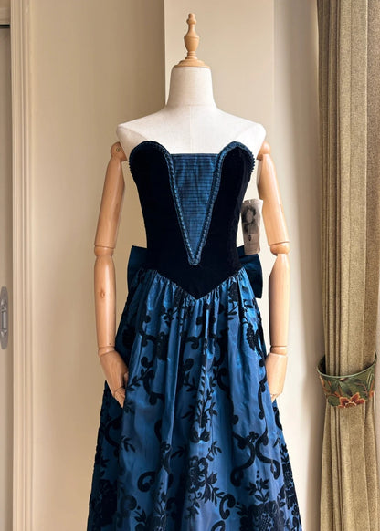 Retro blau-schwarzes A-Linien-Neckholder-Kleid mit Schleife, Jacquard-Samt, langes Ballkleid Abendkleid P4189