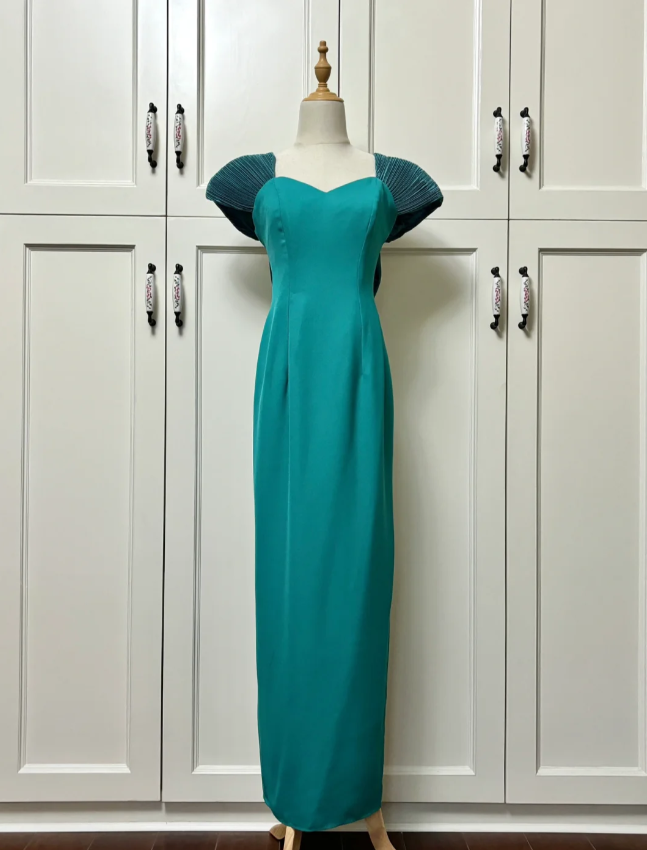 Elegantes, tailliertes, langes Satin-Ballkleid in Teal mit Schleife Abendkleid P4191