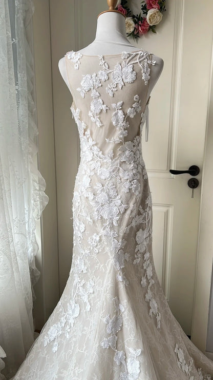 Robe de bal de mariage élégante sirène rétro ivoire col en V dos nu en dentelle avec traîne P4200