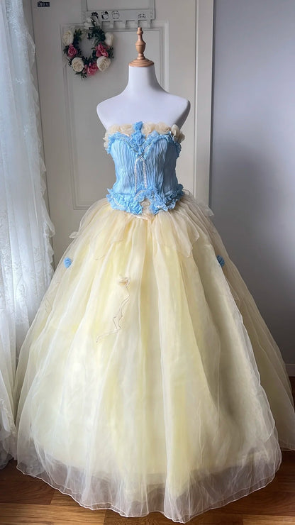 Verträumtes blau-gelbes Color-Blocked trägerloses Tüll-Ballkleid Abendkleid Sweet 16 Kleid P4204