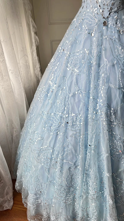 Verträumtes hellblaues V-Ausschnitt Strass Tüll langes Ballkleid Abendkleid P4206
