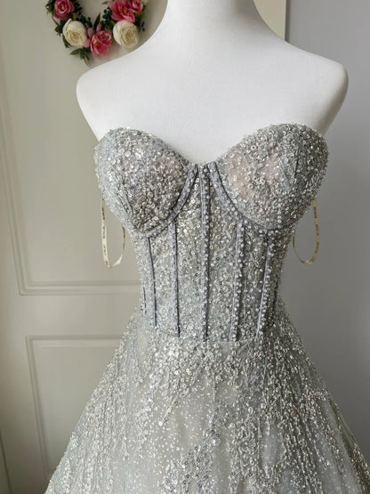 Funkelndes silbergraues, trägerloses Pailletten-Ballkleid Abendkleid P4209