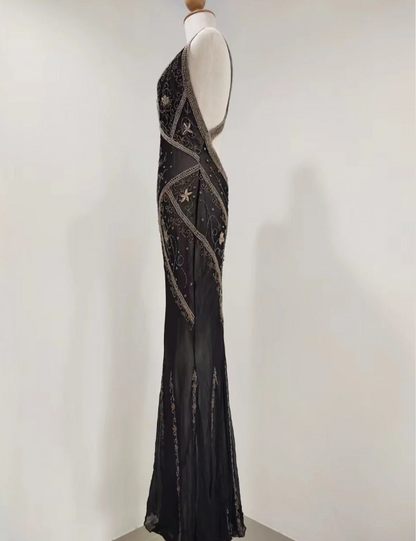 Vintage schwarzes Meerjungfrau-V-Ausschnitt rückenfreies Perlen besticktes Chiffon langes Ballkleid Abendkleid P4215