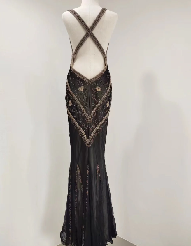 Vintage schwarzes Meerjungfrau-V-Ausschnitt rückenfreies Perlen besticktes Chiffon langes Ballkleid Abendkleid P4215
