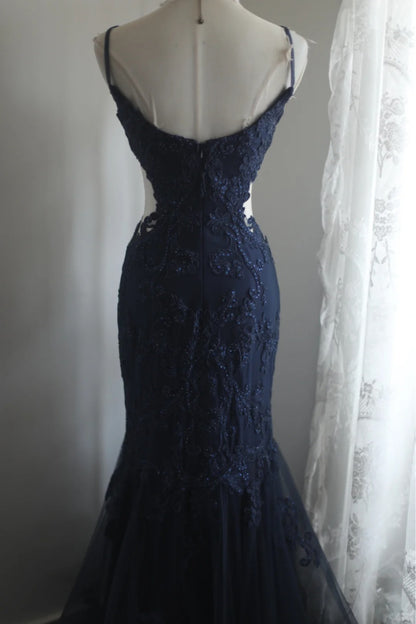 Elegantes dunkelblaues Meerjungfrauen-Abendkleid mit Spaghettiträgern, Spitze, lang, P4243