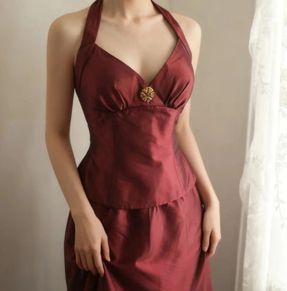 Vintage burgunderrotes Neckholder-Meerjungfrauen-Satin-Kleid für Abschlussball und Abend P4250