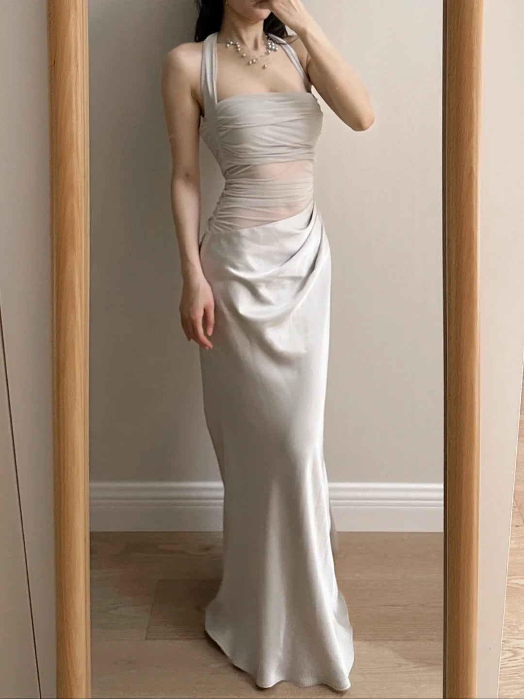 Elegantes graues Meerjungfrauenkleid mit Neckholder, eckigem Ausschnitt, Satin und Tüll, langes Ballkleid Abendkleid P4259