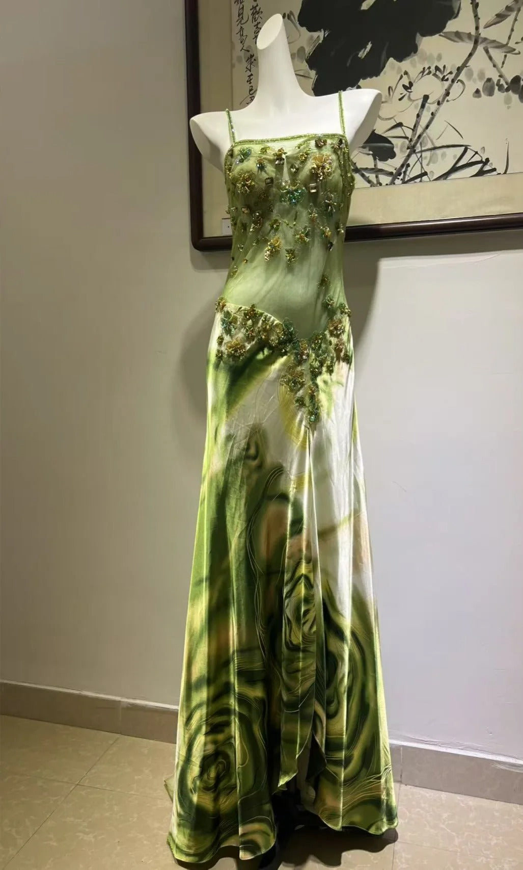 Exquisites türkisfarbenes Abendkleid mit Farbverlauf, eckigem Ausschnitt, Perlenstickerei, aus Satin, lang, P4270