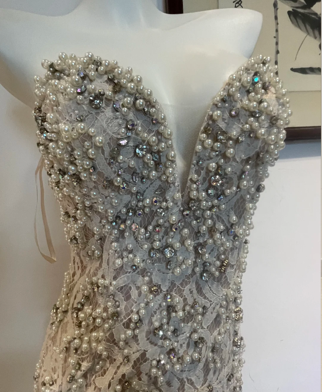Luxuriöses und elegantes Meerjungfrauen-Abendkleid mit Herzausschnitt, Perlen, Strass und Spitze P4273