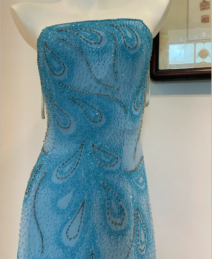 Wunderschönes blaues trägerloses A-Linien-Abendkleid aus Chiffon mit Perlen P4274