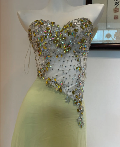 Wunderschönes Meerjungfrauen-Abendkleid mit herzförmigem Ausschnitt, Strass und Chiffon P4275