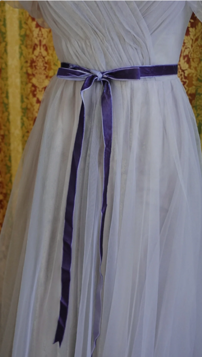 Élégante Robe de Bal Longue en Tulle Coupe A-line Manches Bouffantes Violette Robe de Soirée Robe de Demoiselle d'honneur P4279