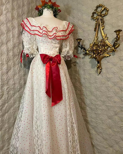 Retro weißes und rotes color-blocked Kleid mit Rüschenkragen, Tupfen-Schleife und Spitze, A-Linie, langes Ball- und Abendkleid P4281