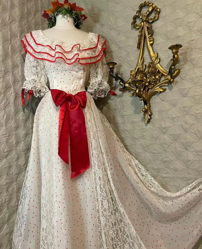 Retro weißes und rotes color-blocked Kleid mit Rüschenkragen, Tupfen-Schleife und Spitze, A-Linie, langes Ball- und Abendkleid P4281