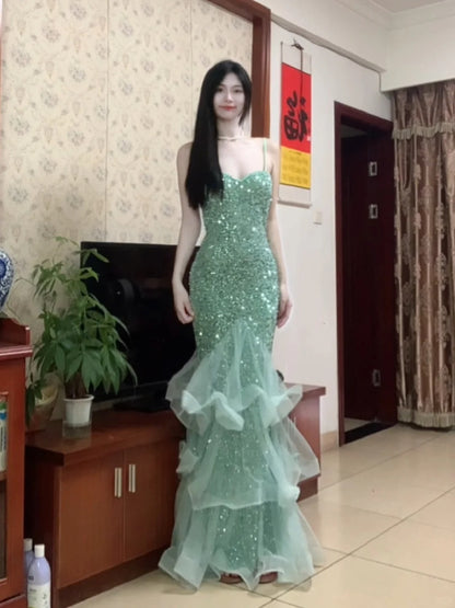 Traumhafte Prinzessin Mintgrünes Meerjungfrauen-Spaghettiträger-Rückenfreies Pailletten-Abendkleid Ballkleid P4291