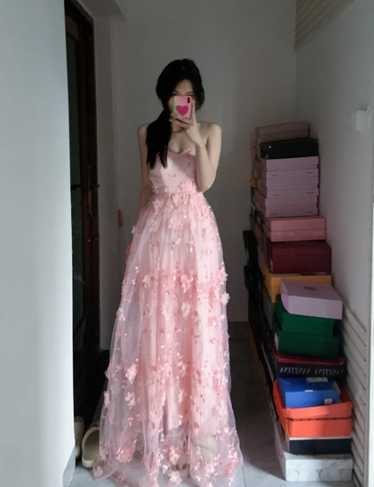 Süßes rosafarbenes trägerloses A-Linien-Abendkleid aus Tüll mit 3D-Blumenmuster, langes Ballkleid P4292