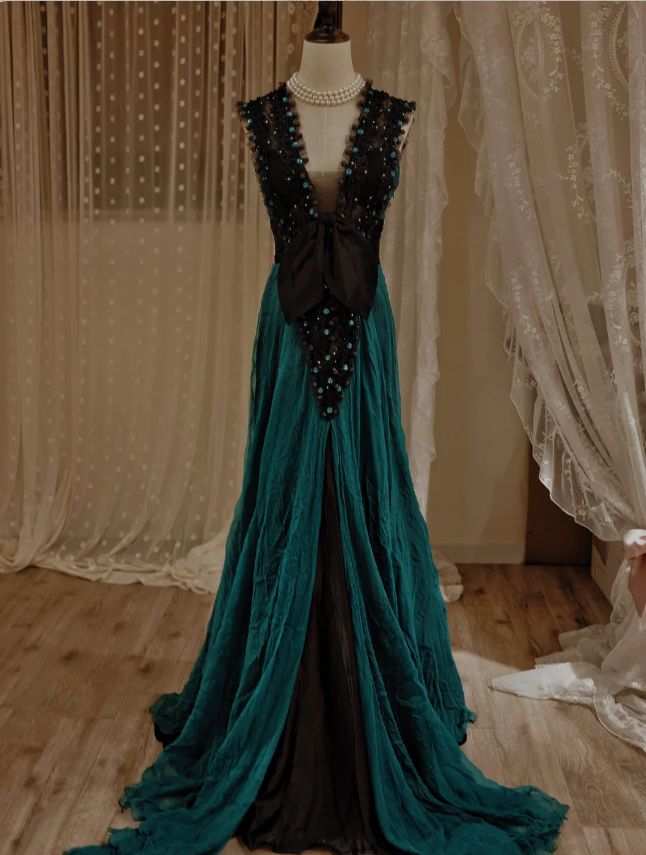 Vintage Dunkelgrünes A-Linien-Abendkleid aus Chiffon mit V-Ausschnitt, Schleife und Perlenstickerei P4293