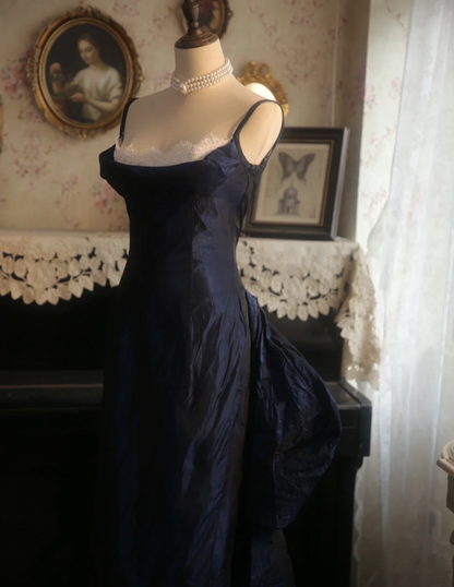 Vintage Marineblau Meerjungfrau Spaghettiträger U-Boot-Ausschnitt Rückenfrei Satin Schleppe Abschlussballkleid Abendkleid P4298