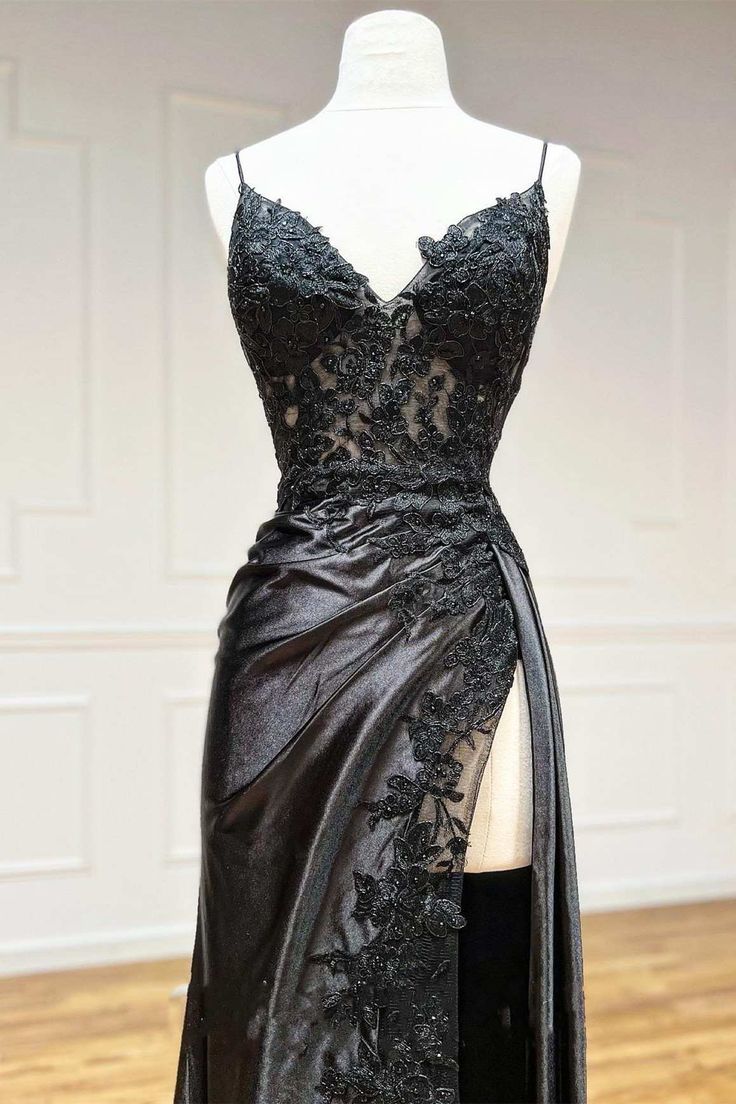 Black Floral Lace V-Neck Long Prom Dress with Slit Birthday Outfits P459