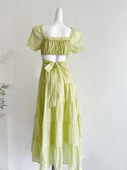 Robe de bal longue évasée vert clair à manches courtes et dos creux Robe de demoiselle d'honneur P4003