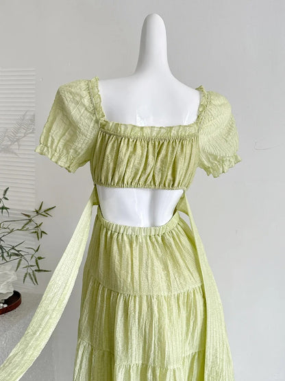 Robe de bal longue évasée vert clair à manches courtes et dos creux Robe de demoiselle d'honneur P4003
