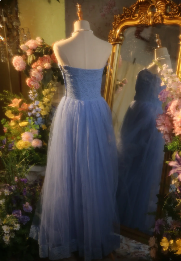 Elegantes hellblaues A-Linien-Abendkleid mit Herzausschnitt aus Spitze und Tüll P4303