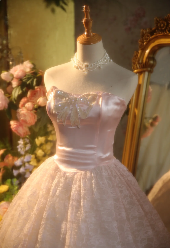Prinzessin Hellrosa Trägerloses Spitzen-Ballkleid Abendkleid Sweet 16 Kleid P4304