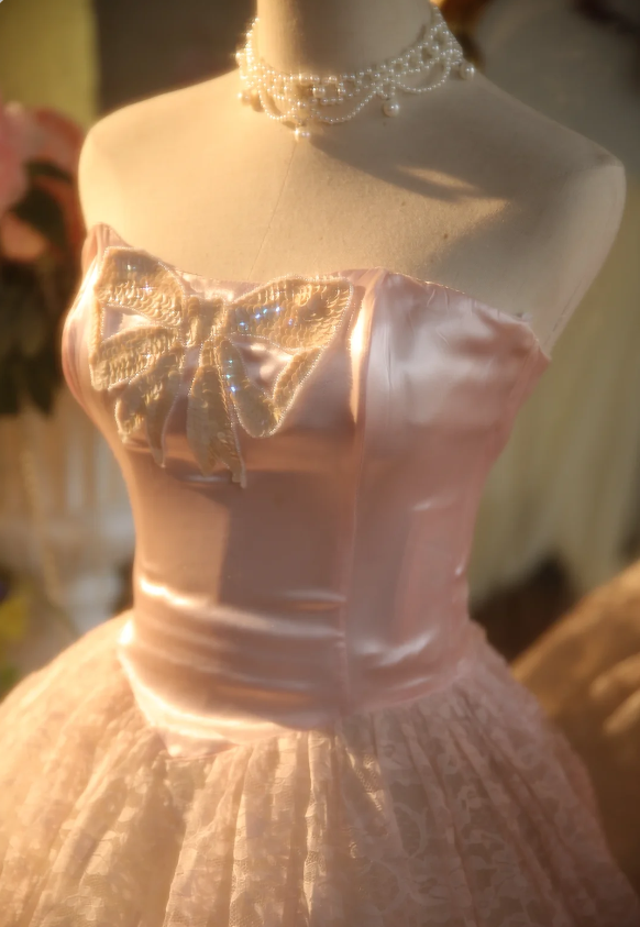 Prinzessin Hellrosa Trägerloses Spitzen-Ballkleid Abendkleid Sweet 16 Kleid P4304
