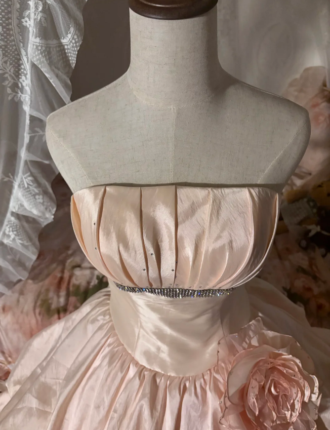 Prinzessin Nude Pink Trägerloses 3D Blumen Satin Schleppe Ballkleid Abendkleid Sweet 16 Kleid P4307