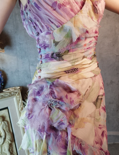 Französisch Romantisch Lila Geblümt V-Ausschnitt Rückfrei Mehrlagig Plissiert Chiffon Ballkleid Abendkleid P4312