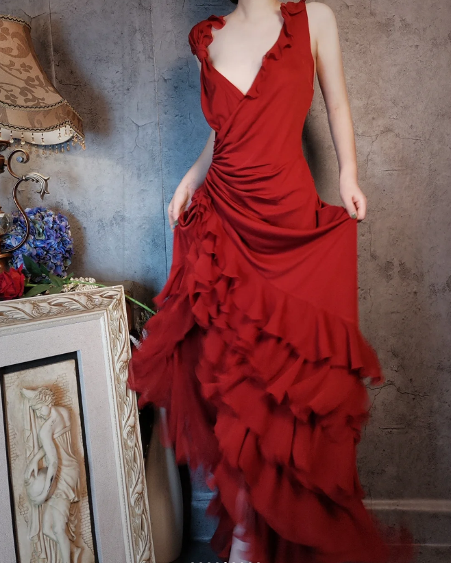 Vintage Burgund Meerjungfrau Tiefer V-Ausschnitt Mehrlagiger Rüschen Chiffon Langes Ballkleid Abendkleid P4314
