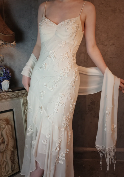 Elegantes elfenbeinfarbenes Meerjungfrauen-Abendkleid mit V-Ausschnitt, dünnen Trägern und 3D-Blumen aus Chiffon, lang, P4318