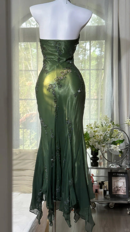 Luxuriöses dunkelgrünes Meerjungfrauen-Abendkleid aus Chiffon mit Perlenstickerei P4032