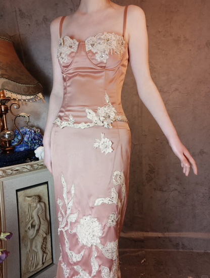 Elegantes pinkes Meerjungfrauen-Spaghettiträger-Kleid aus Satin mit Spitzenstickereien für Abschlussball/Abend P4320