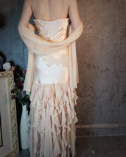 Elegantes hellrosa Meerjungfrau Pailletten Geschichtetes Rüschen Satin Abschlussballkleid Abendkleid P4321