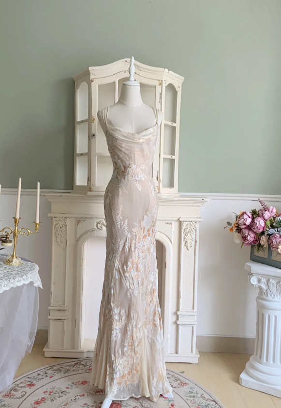 Elegantes Meerjungfrau-Abendkleid aus Chiffon mit Spaghettiträgern P4328